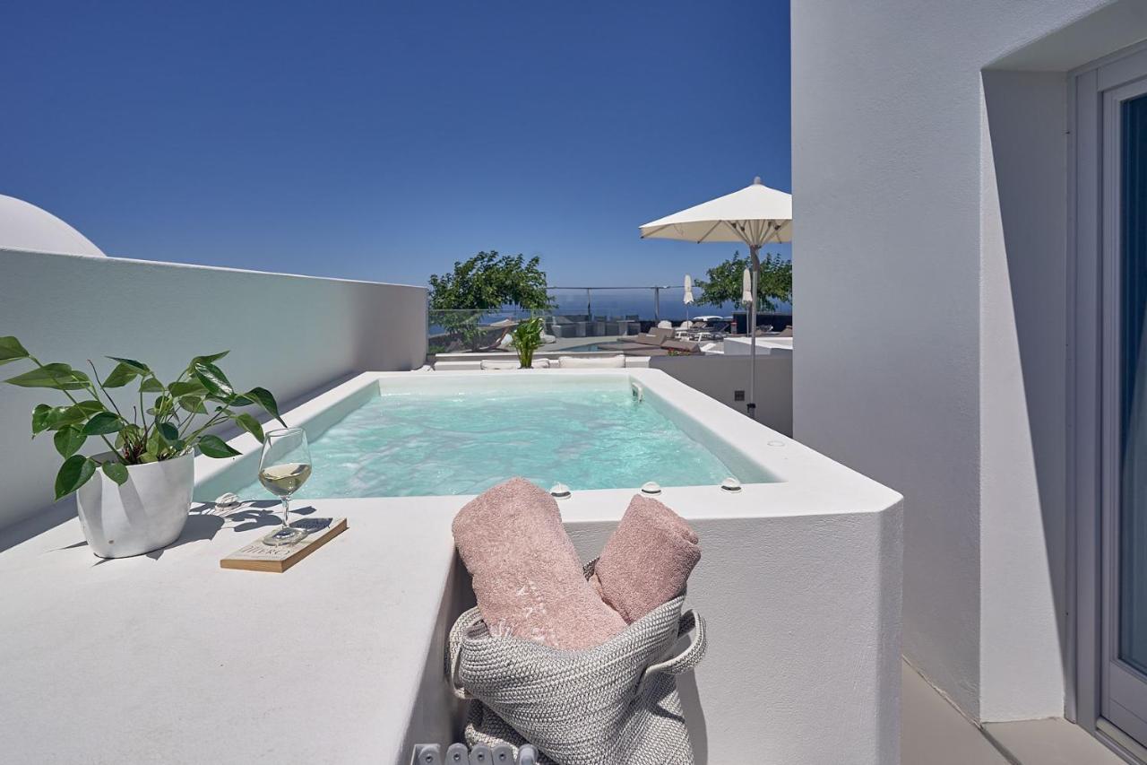 Nova Luxury Suites Pyrgos Kallistis Exterior photo