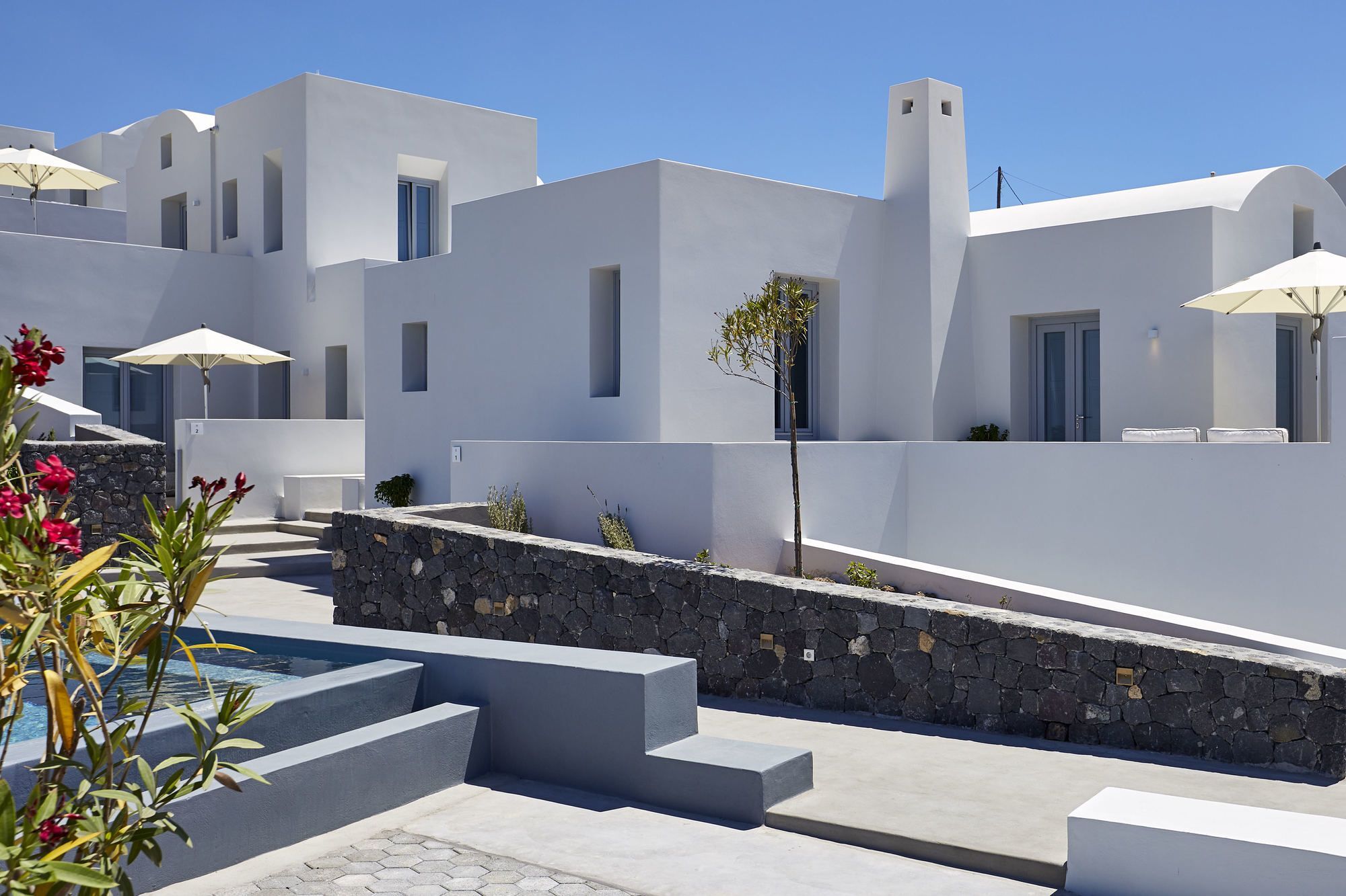 Nova Luxury Suites Pyrgos Kallistis Exterior photo