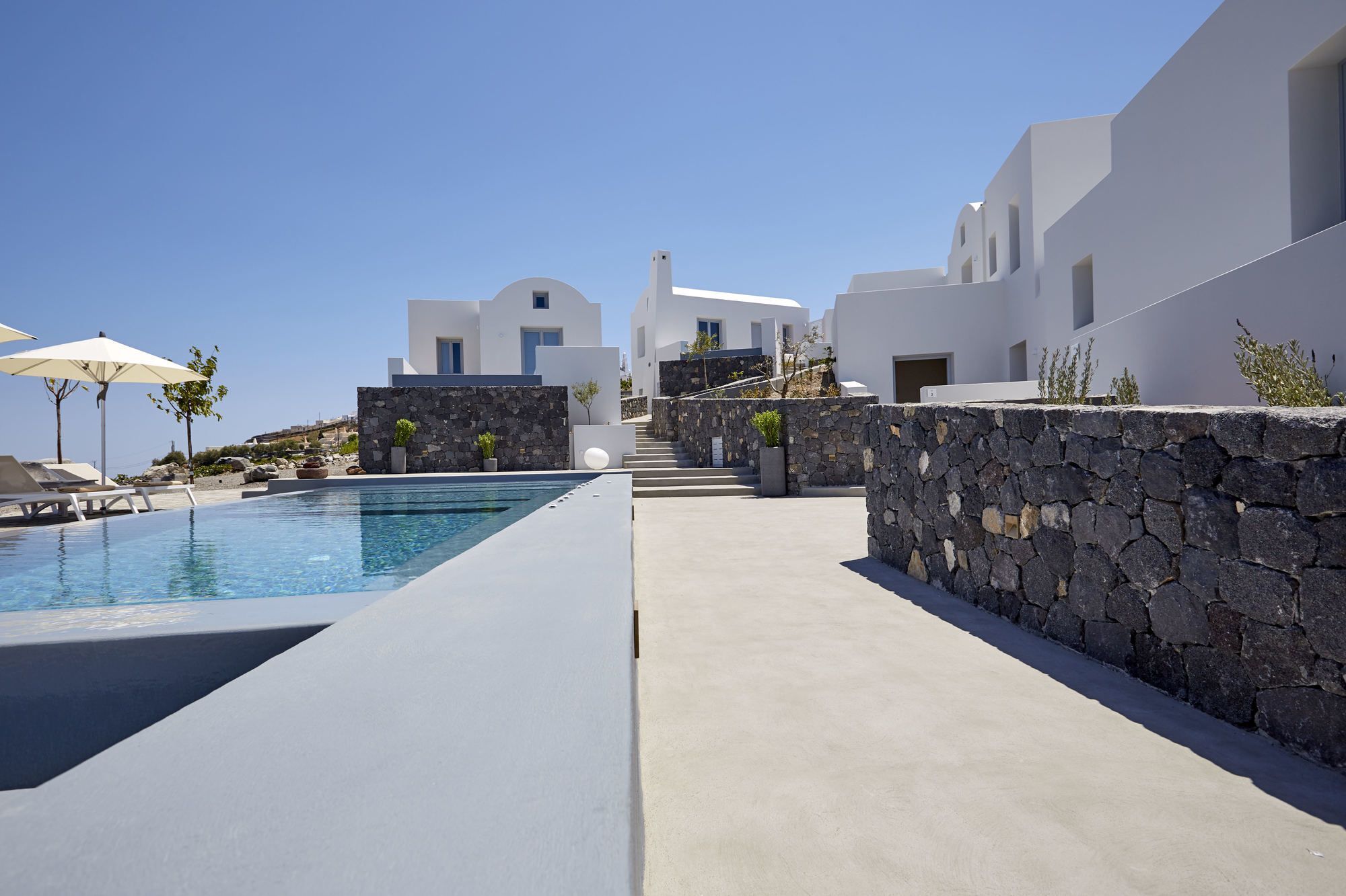 Nova Luxury Suites Pyrgos Kallistis Exterior photo